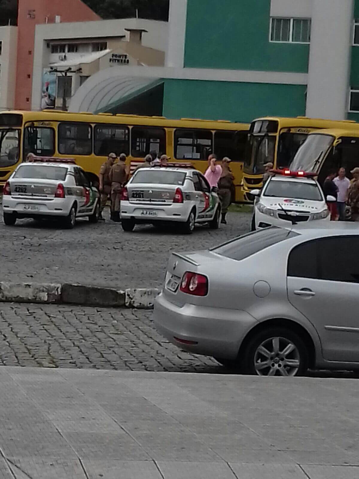 ônibus x PM 1 (1)