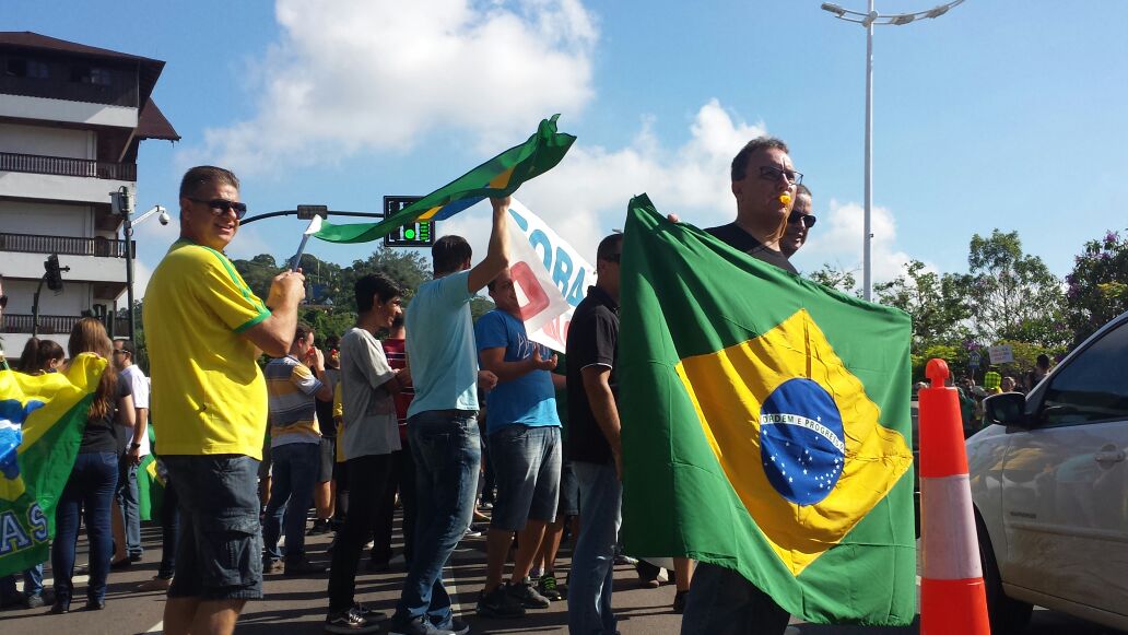 manifestacao 18 03 1 geral 1jpg