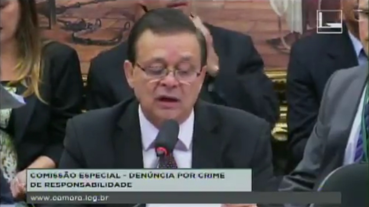relator parecer favoravel impeachment