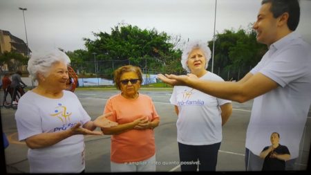 napoleao-com-idosos