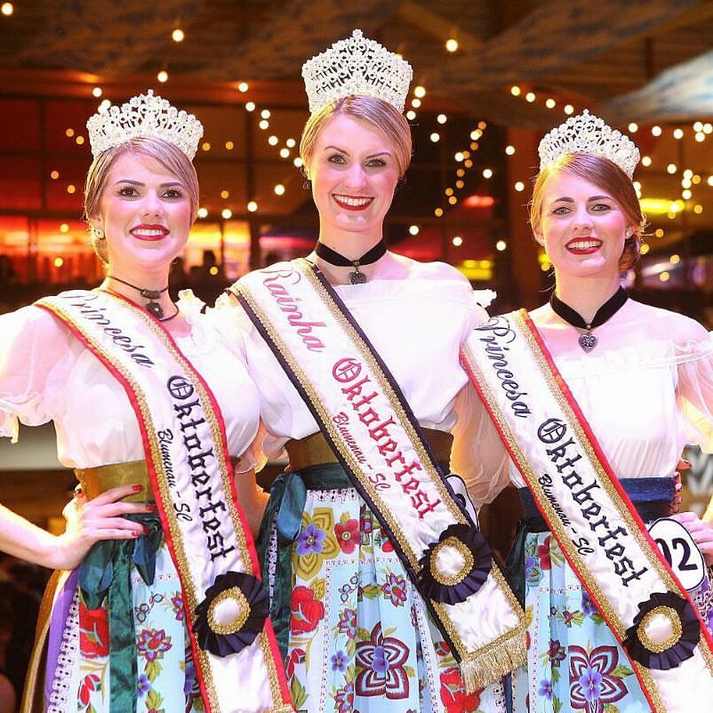 rainhas-oktoberfest
