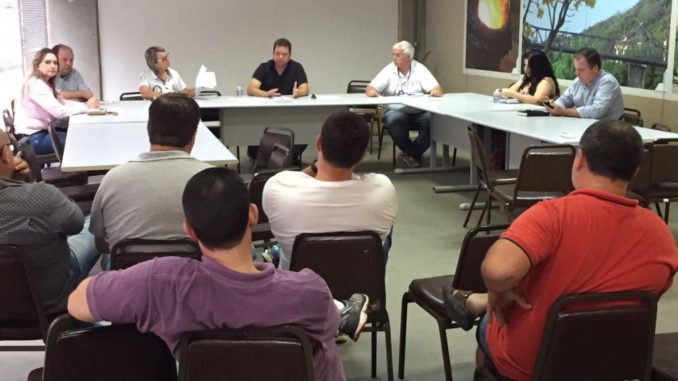comissao_seguranca_oktoberfest_estacionamento_blumenau