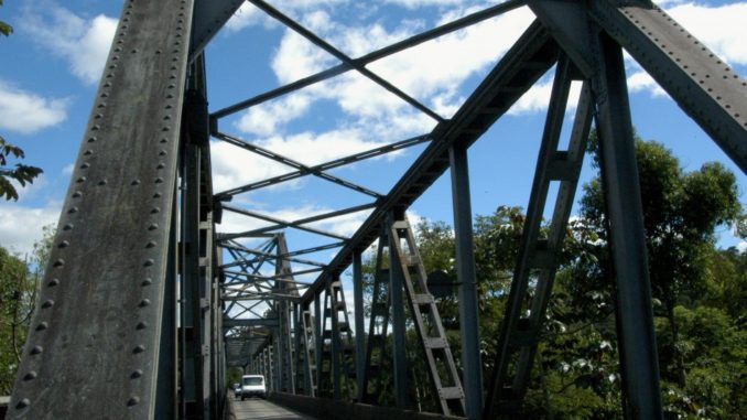 Ponte de ferro