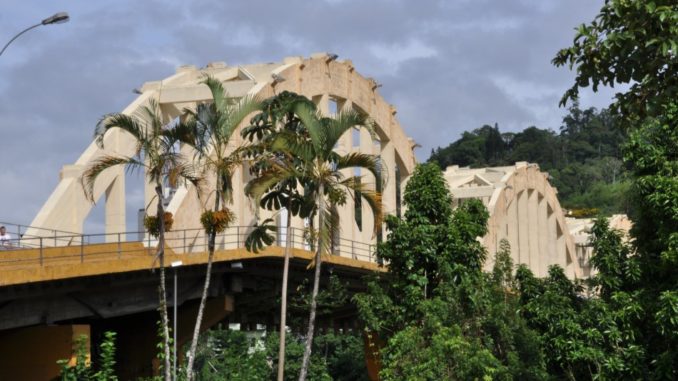 ponte dos arcos