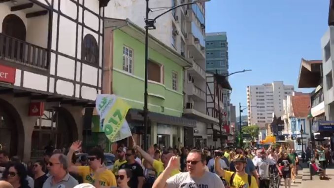 Bolsonaro caminhada XV