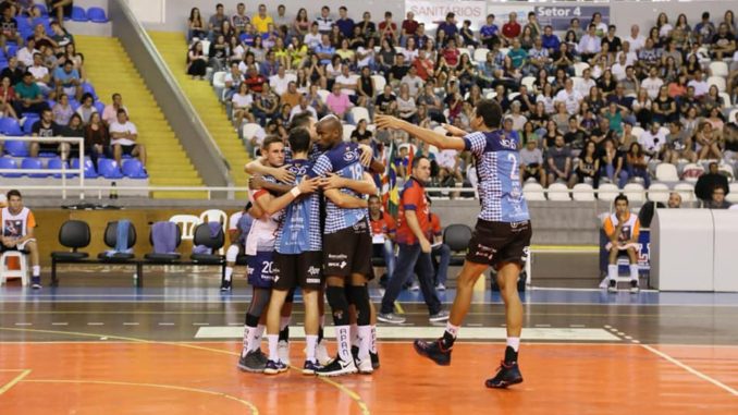 apan volei blumenau