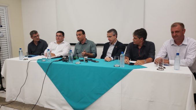 Moises, coletiva Blumenau