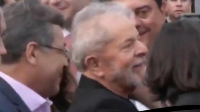 lula saindo