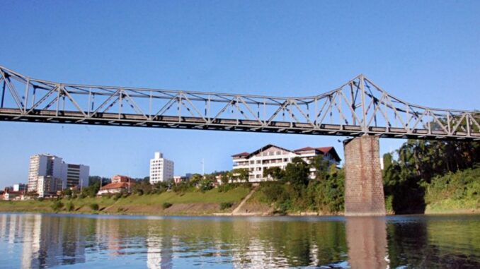 ponte de ferro