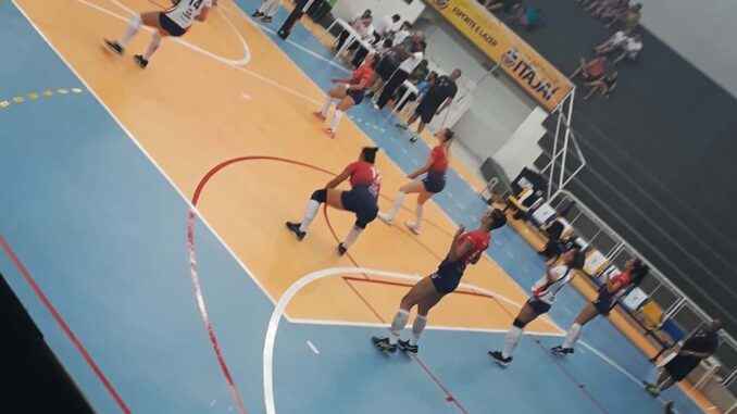 blu volei em Itajai
