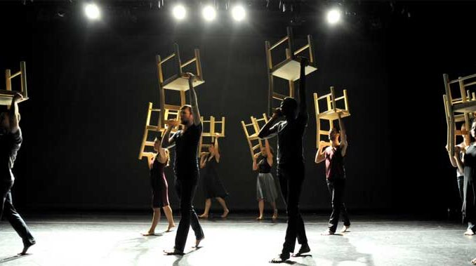 f1-danca-cadeiras
