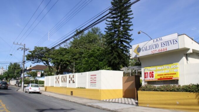 Escola Básica Municipal (EBM) General Lúcio Esteves