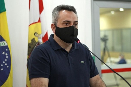 professor Gilson-min
