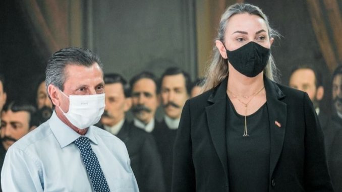 julio garcia e daniela reinehr
