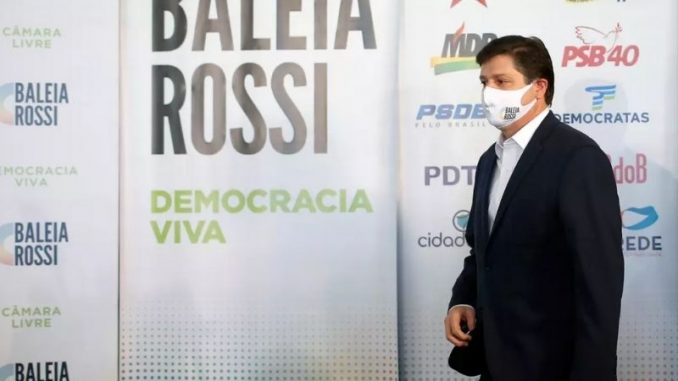 baleia rossi