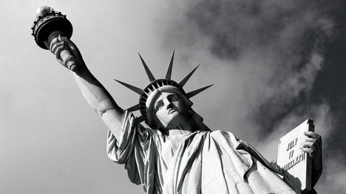 estatua da liberdade