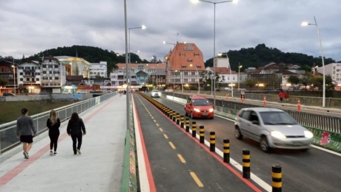 ponte-adolfo-konder
