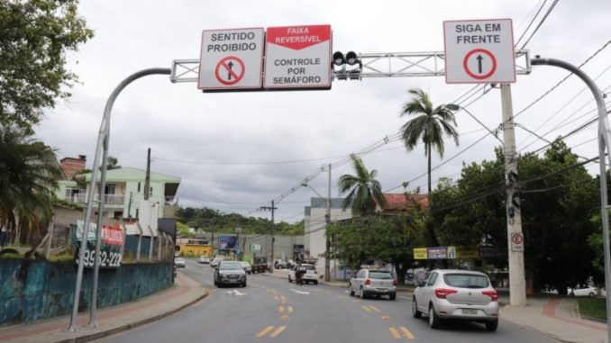 semaforo-transito-velha-blumenau