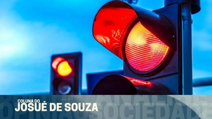 coluna-do-josue-de-souza