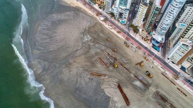 faixa-de-areia-balneario-camboriu