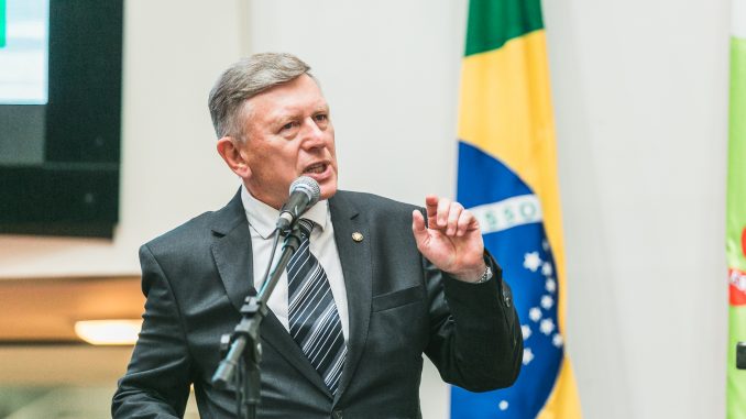 Milton Hobus Credito Alesc, Divulgação