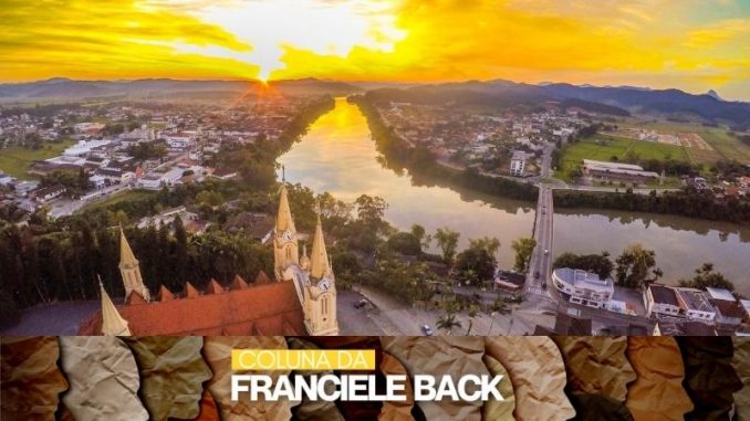 coluna-da-franciele-back
