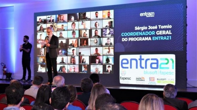 entra-21