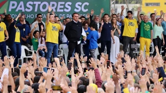 pastores-bolsonaro-balneario-camboriu