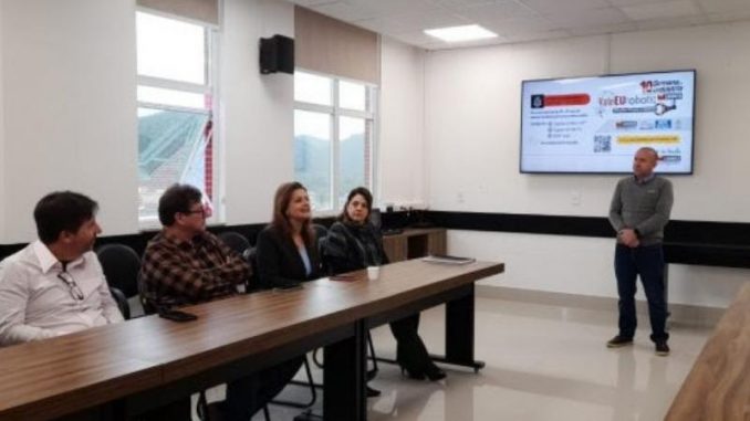 ufsc-senai-robotica