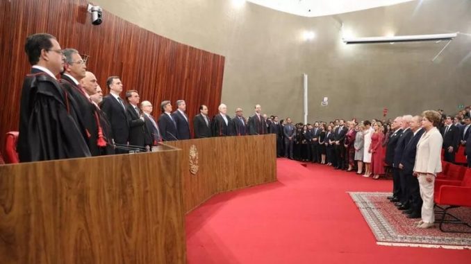 moraes-posse-tse