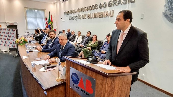 Presidente-nacional-oab-blumenau