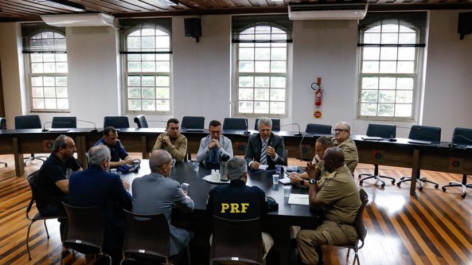 Giabinete-crise-sc