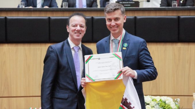kleber-wan-dall-alesc-comenda