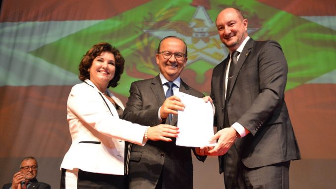 Jorginho_Reforma_administrativa-min