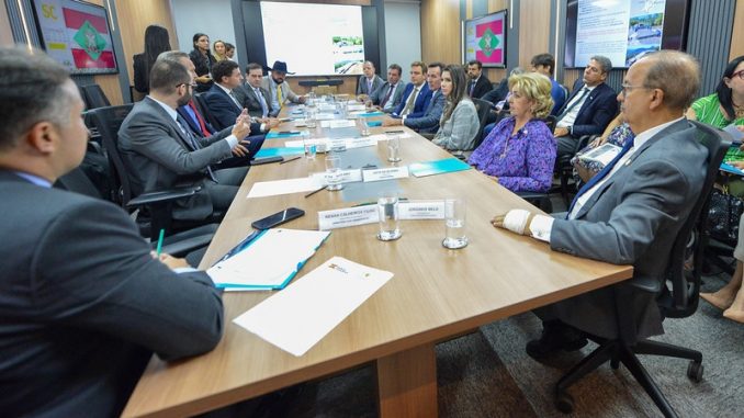 jorginho-mello-forum-parlamentar-catarinense