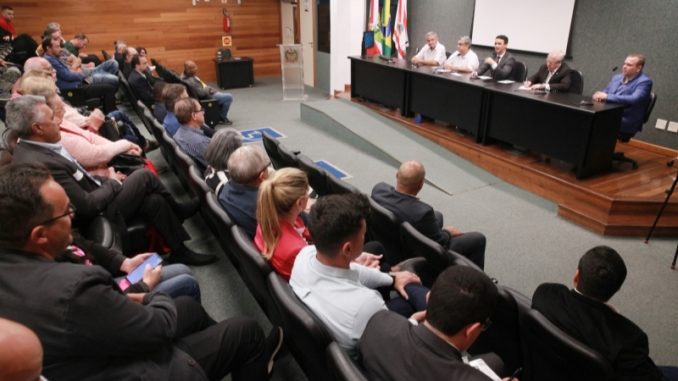 frente-parlametar