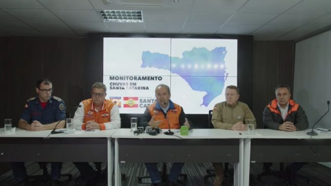 coletivo-governador-chuvas-sc