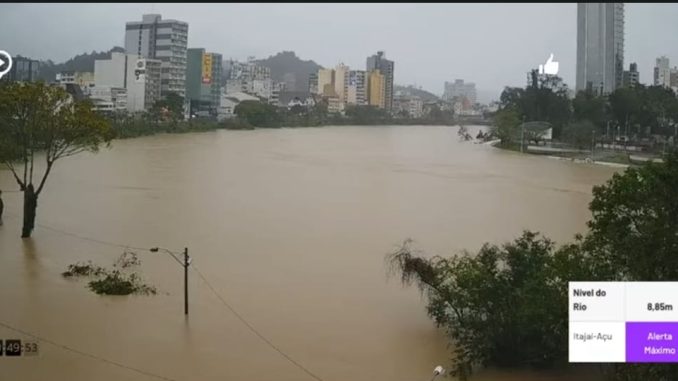 Rio-Itajaí-açu-10-2023
