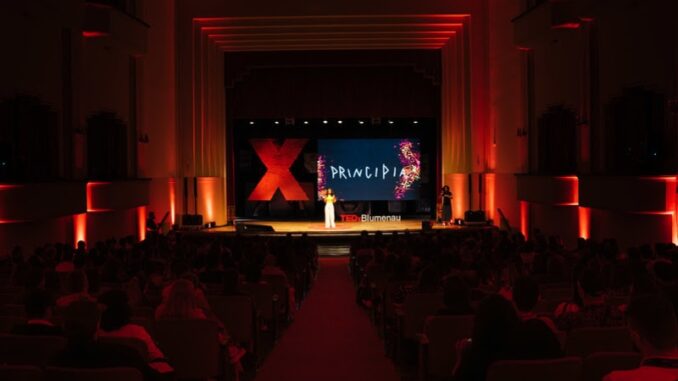 tedx-blumenau-america-latina-democracia