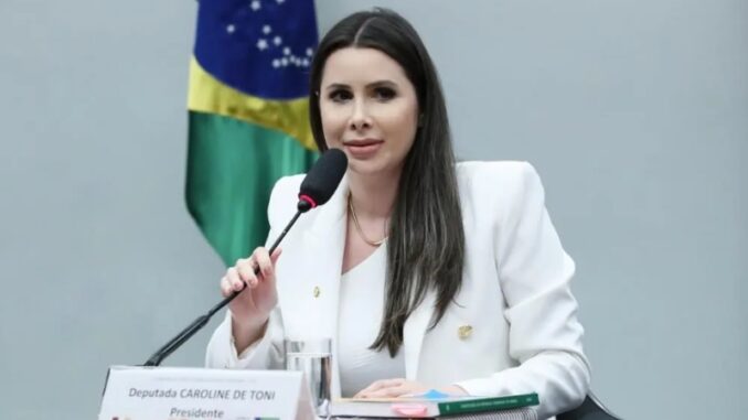 carol-de-toni