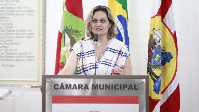 cristiane-loureiro