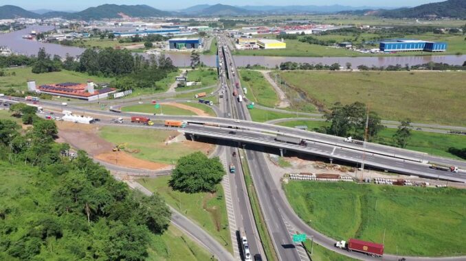 BR 470 viaduto