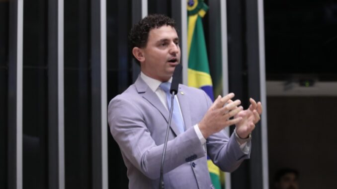 deputado-pezenti