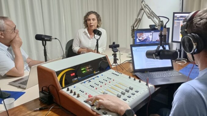 ana-paula-lima-radio-itabera