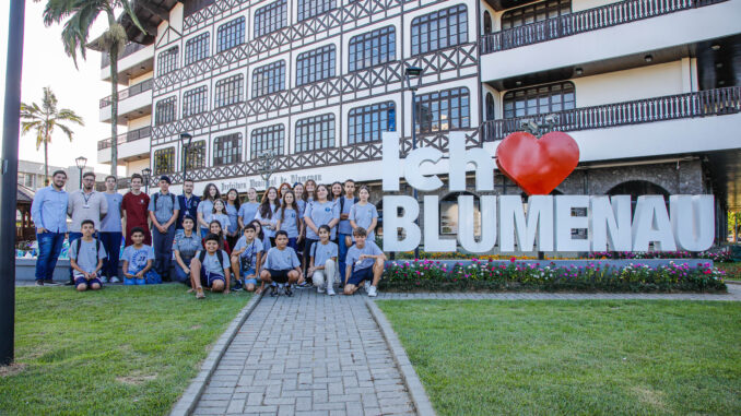 vereadores-mirins-na-prefeitura-de-blumenau